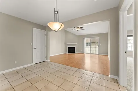 3903 Balmoral Drive Champaign IL 61822