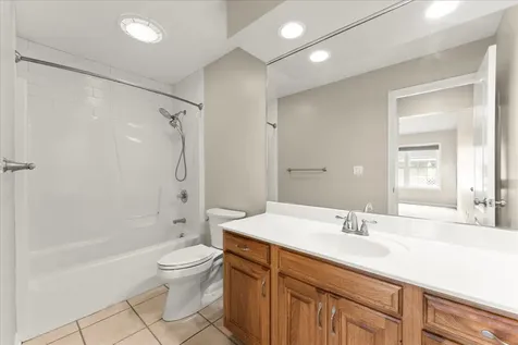 3903 Balmoral Drive Champaign IL 61822