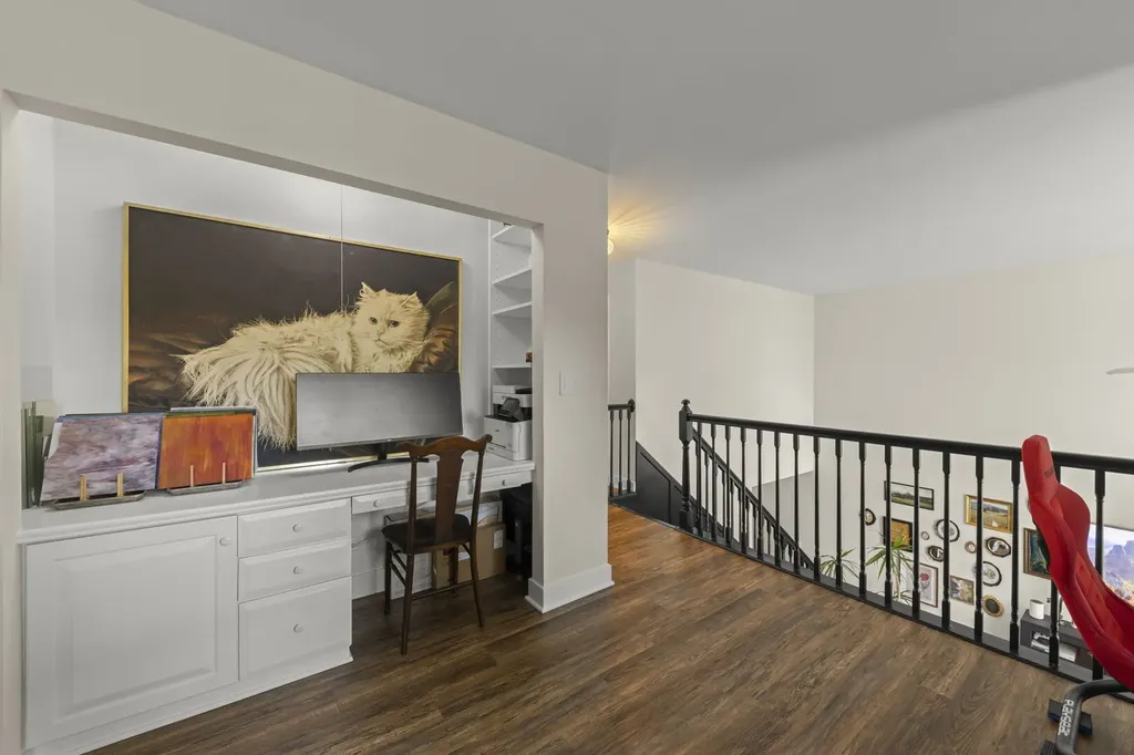 30W016 Redwood Court Warrenville IL 60555