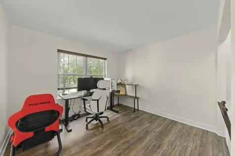 30W016 Redwood Court Warrenville IL 60555