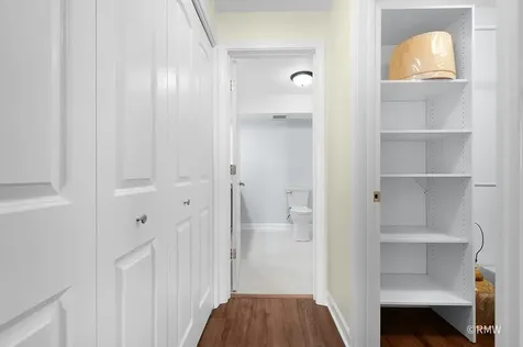 467 Hiawatha Trail Wood Dale IL 60191