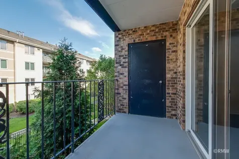 467 Hiawatha Trail Wood Dale IL 60191