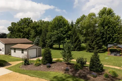 1712 Big Island Parkway Rock Island IL 60201