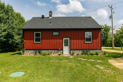 1712 Big Island Parkway Rock Island IL 60201