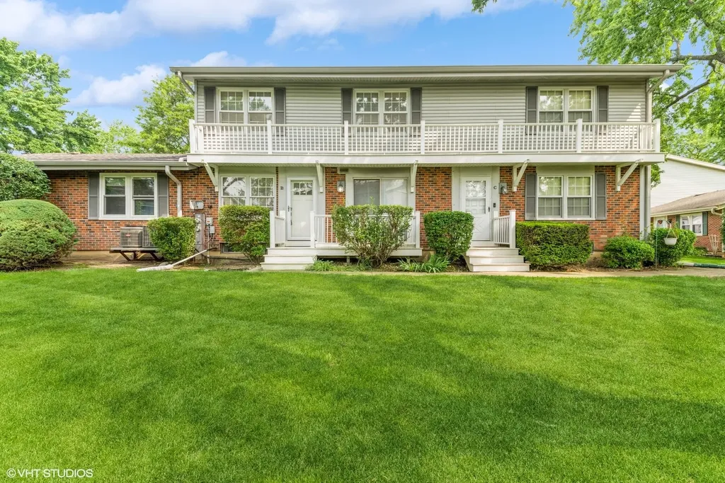 311 Milton Court Bloomingdale IL 60108