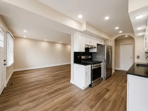 311 Milton Court Bloomingdale IL 60108