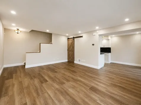 311 Milton Court Bloomingdale IL 60108