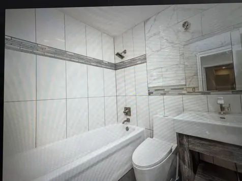 311 Milton Court Bloomingdale IL 60108