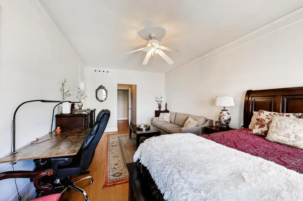 5000 South East End Avenue Chicago IL 60615