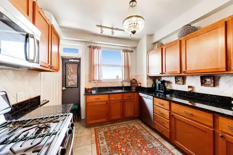 5000 South East End Avenue Chicago IL 60615