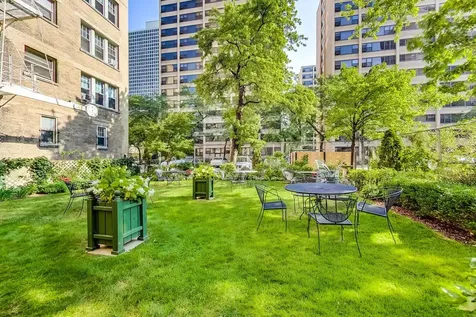 5000 South East End Avenue Chicago IL 60615