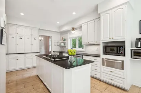 390 Hazel Avenue Highland Park IL 60035