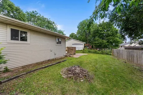 2805 Clayton Boulevard Champaign IL 61822