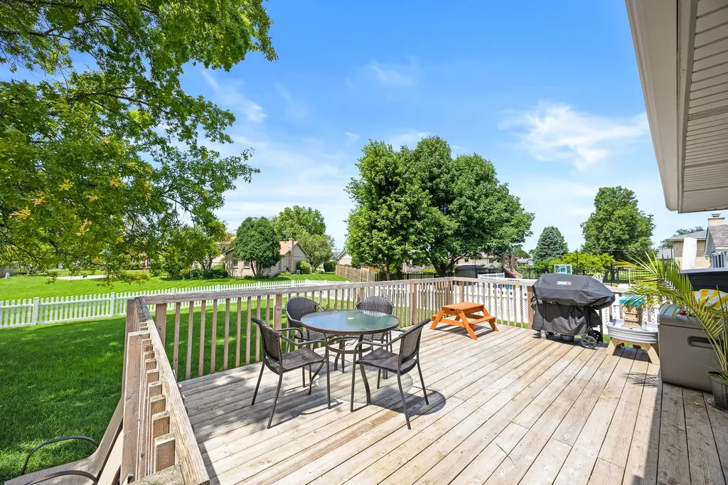 10S520 Havens Drive Downers Grove IL 60516