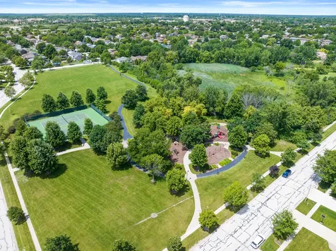 10S520 Havens Drive Downers Grove IL 60516
