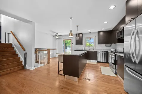 10S520 Havens Drive Downers Grove IL 60516