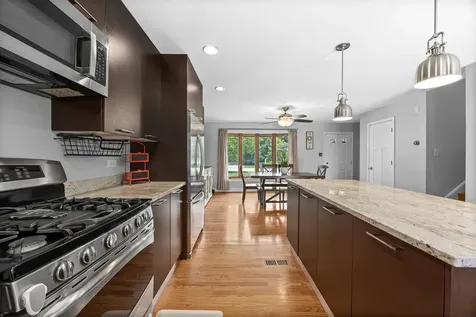 10S520 Havens Drive Downers Grove IL 60516