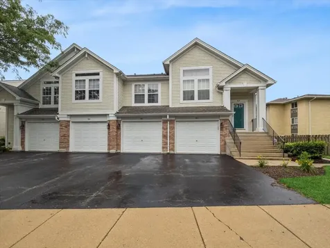 949 Charlela Lane Elk Grove Village IL 60007