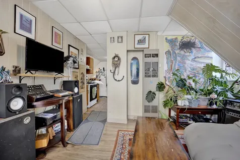 2919 North Seeley Avenue Chicago IL 60618