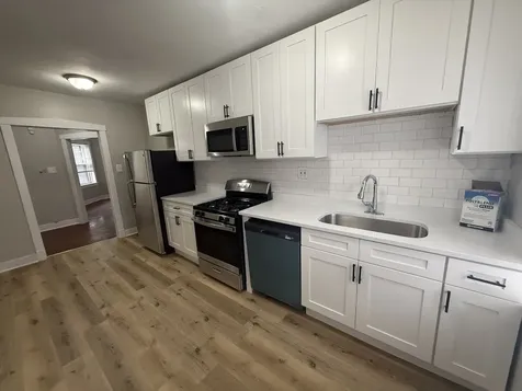 106 North Lincoln Avenue Riverside IL 60546
