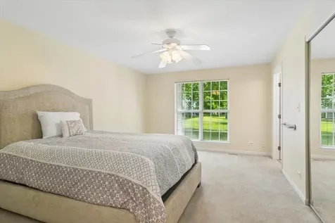 501 Grosse Pointe Circle Vernon Hills IL 60061