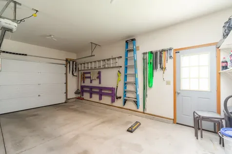 2738 Becker Drive Peru IL 61354