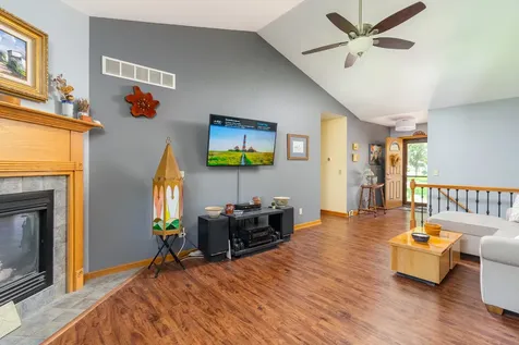 2738 Becker Drive Peru IL 61354