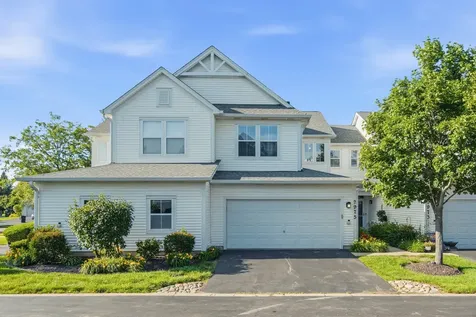 2975 Falling Waters Lane Lindenhurst IL 60046