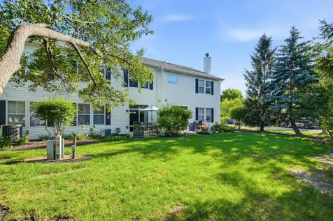 2975 Falling Waters Lane Lindenhurst IL 60046