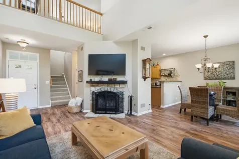 2975 Falling Waters Lane Lindenhurst IL 60046