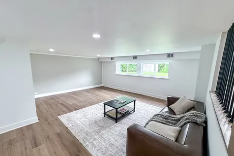 2018 East Ivy Lane Mount Prospect IL 60056