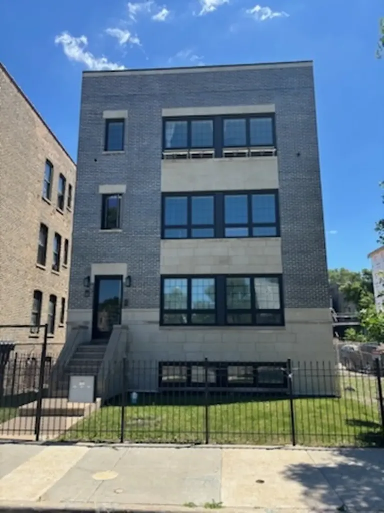 1327 South Fairfield Avenue Chicago IL 60608