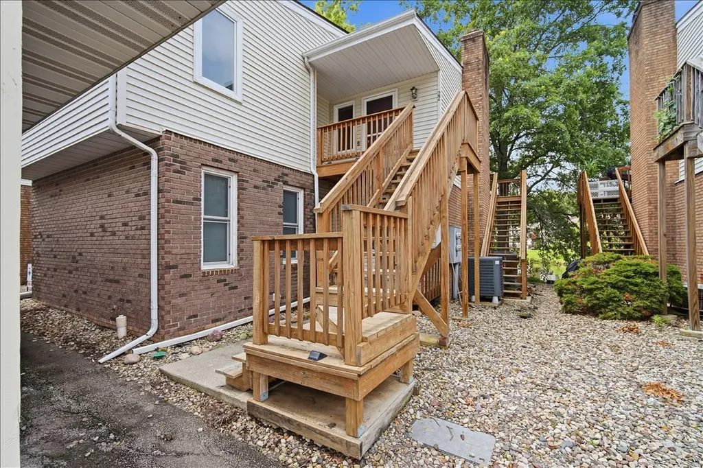 903 North Linden Street Normal IL 61761
