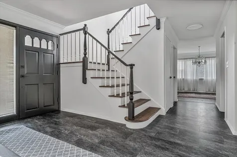 412 Lavergne Avenue Wilmette IL 60091