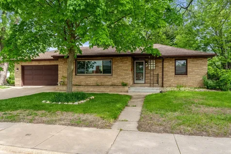 526 East Riverside Boulevard Loves Park IL 61111