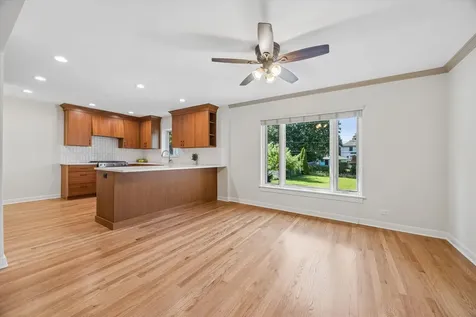 443 Shenstone Road Riverside IL 60546