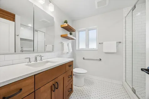 443 Shenstone Road Riverside IL 60546