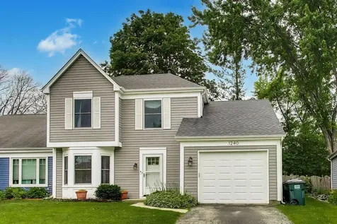 1240 Huntington Drive Mundelein IL 60060