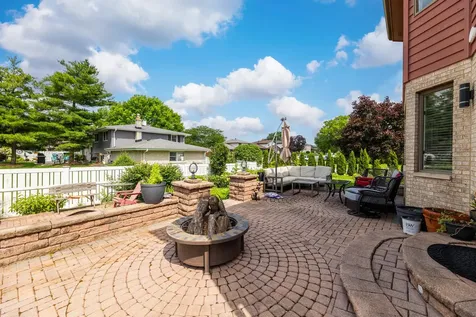 15700 Pine Road Oak Forest IL 60452