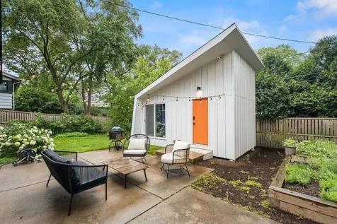 2662 Crawford Avenue Evanston IL 60201