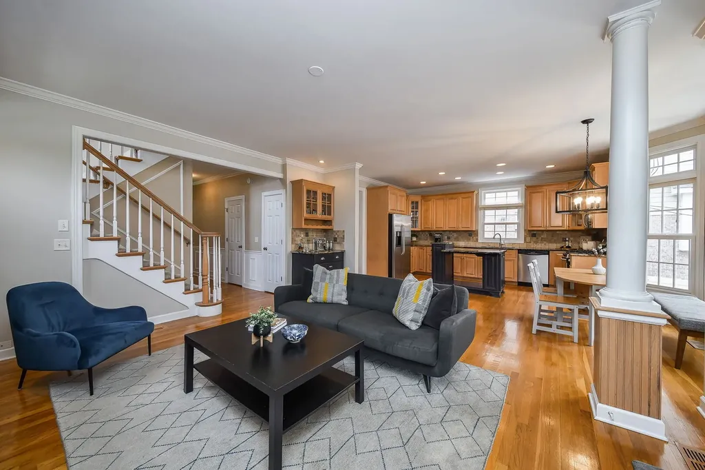 219 North Huffman Street Naperville IL 60540