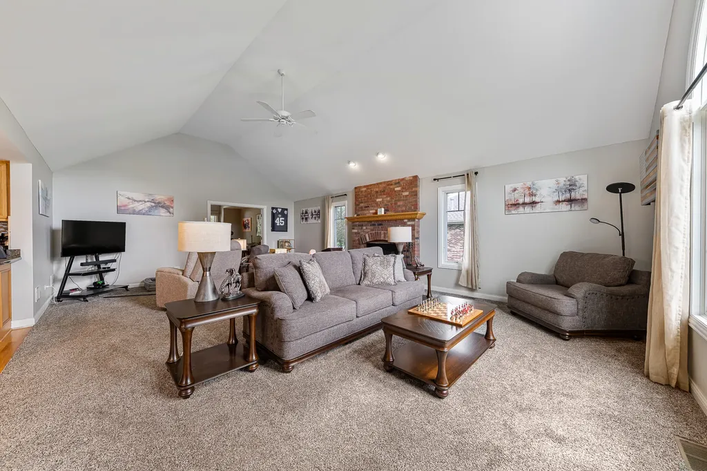 22341 Boulder Ridge Drive Mokena IL 60448