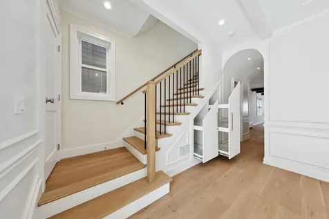 4616 North Claremont Avenue Chicago IL 60625