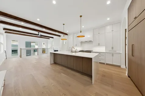 4616 North Claremont Avenue Chicago IL 60625