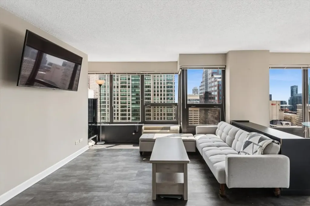 30 East Huron Street Chicago IL 60611