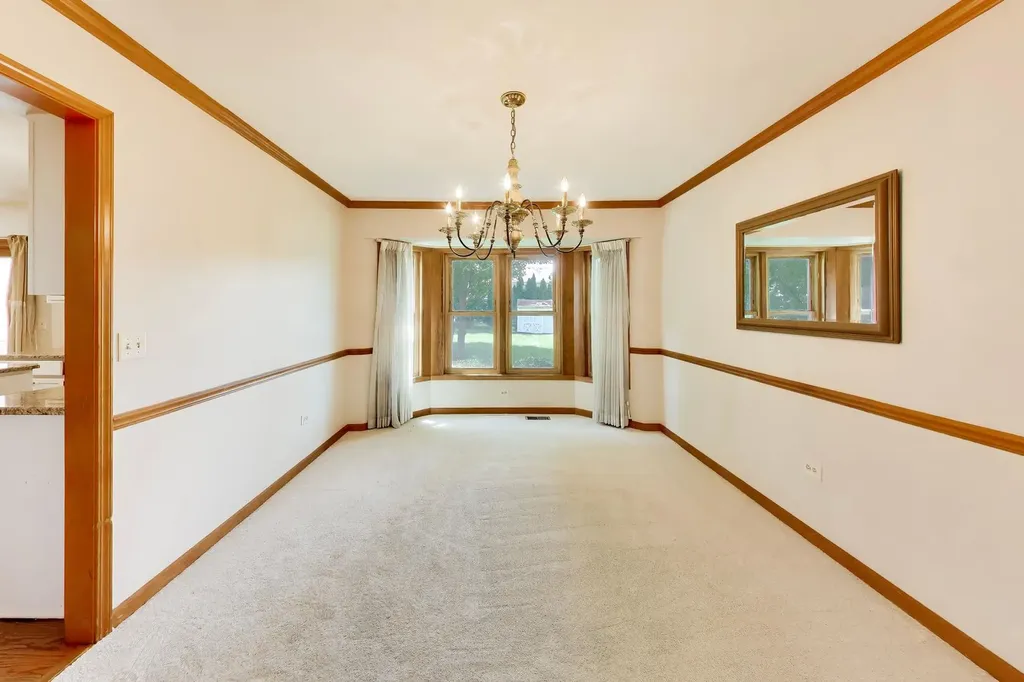 1572 Marquette Avenue Naperville IL 60565