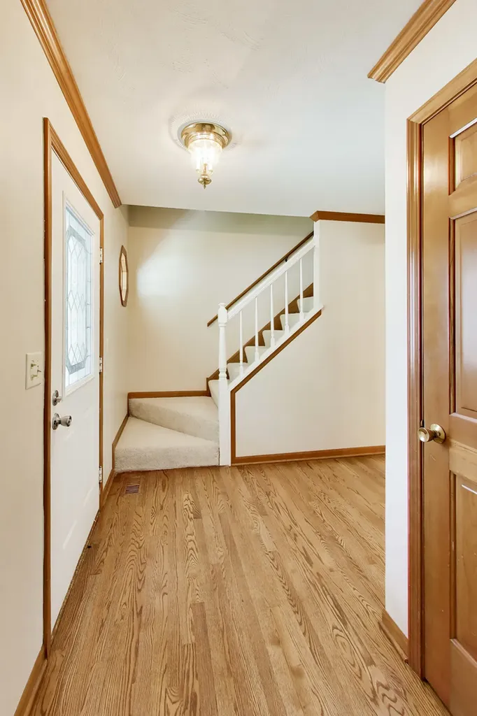 1572 Marquette Avenue Naperville IL 60565