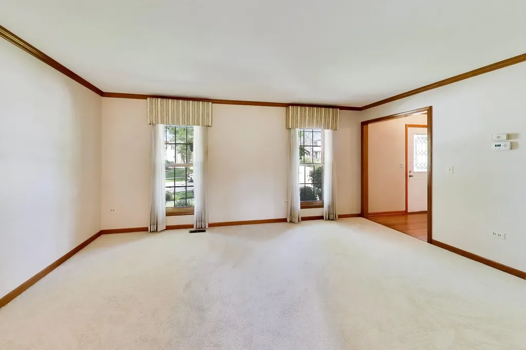 1572 Marquette Avenue Naperville IL 60565