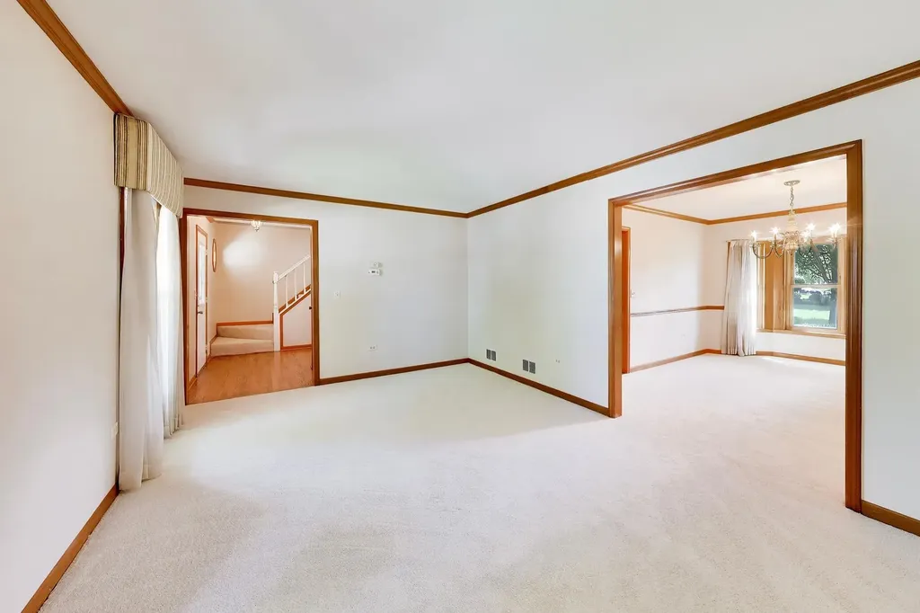 1572 Marquette Avenue Naperville IL 60565