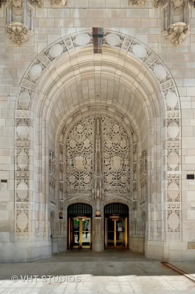 435 North Michigan Avenue Chicago IL 60611